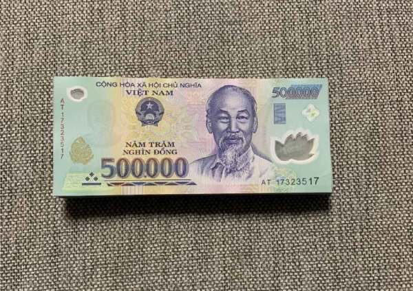 mơ thấy tiền 500