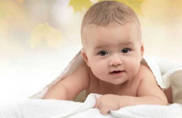 nằm mơ thấy sinh con trai