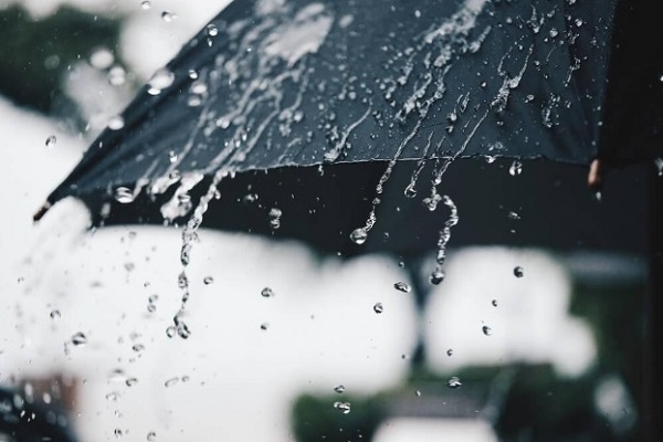nằm mơ thấy trời mưa