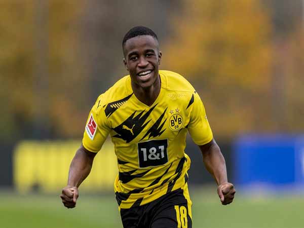 Cầu thủ trẻ tài năng khác của Dortmund