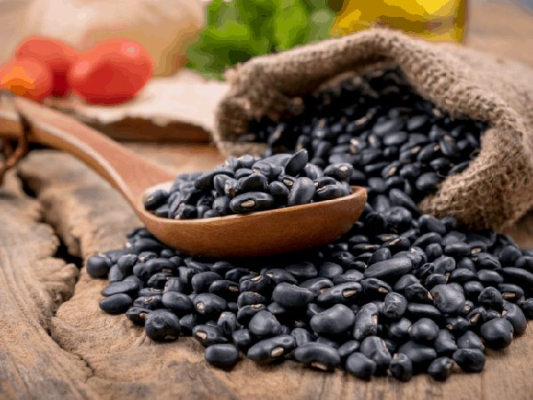 Mơ thấy hạt đậu đen đánh con gì trúng to, điềm gì?