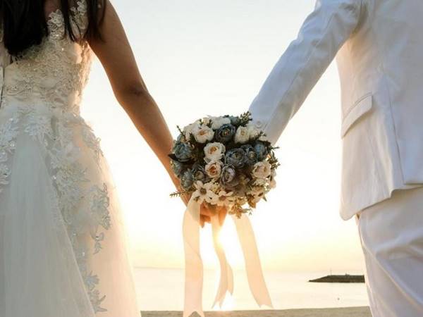 Đi đường thấy đám cưới có phải là dấu hiệu tốt? 2