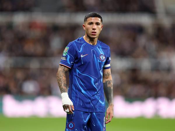Tầm ảnh hưởng không thể thay thế của Enzo Fernández tại Stamford Bridge
