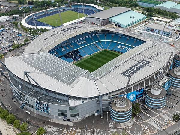 Sân Etihad Sân Etihad